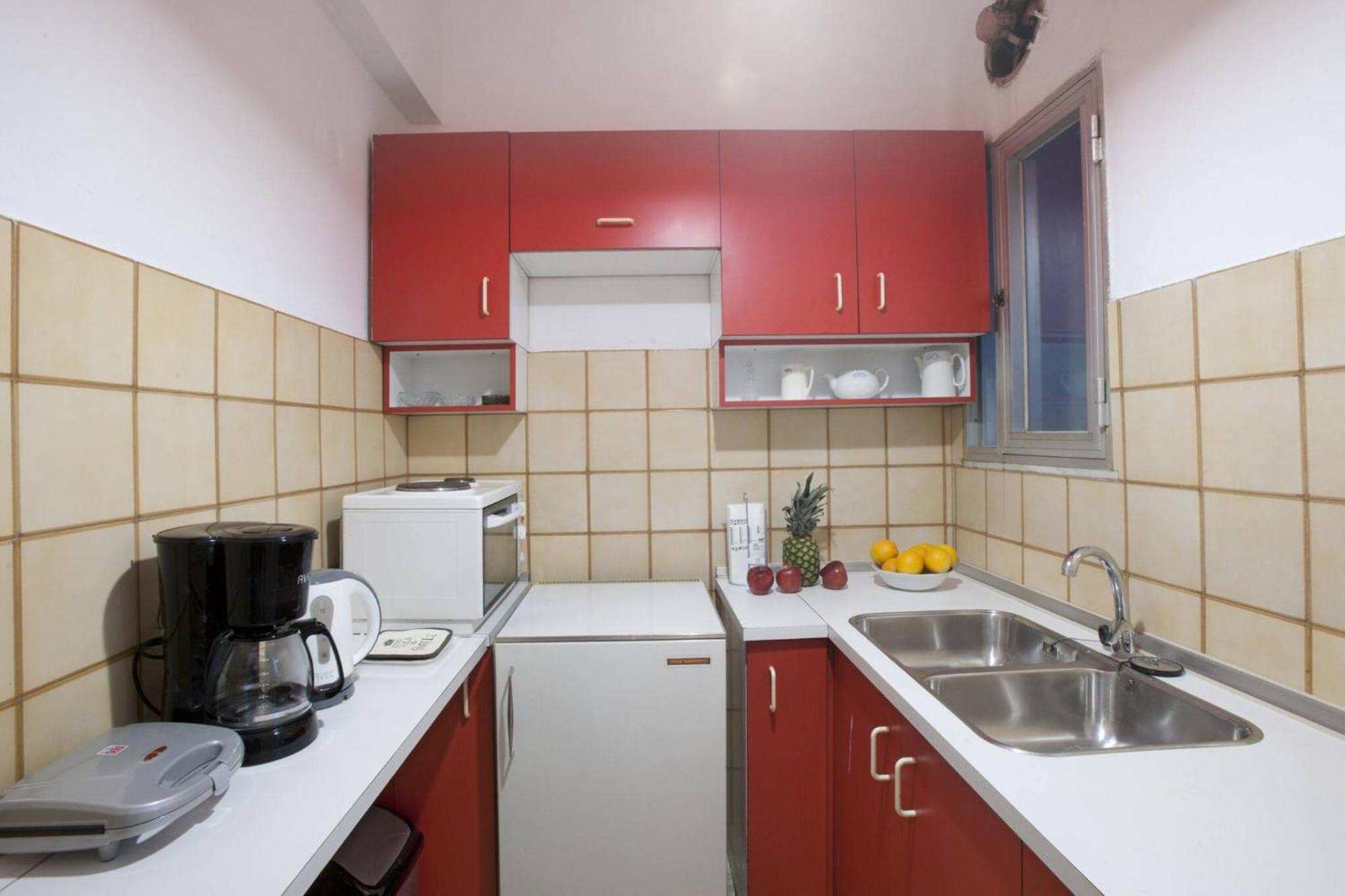 Studio Next To Agios Nikolaos Church Афіни Екстер'єр фото