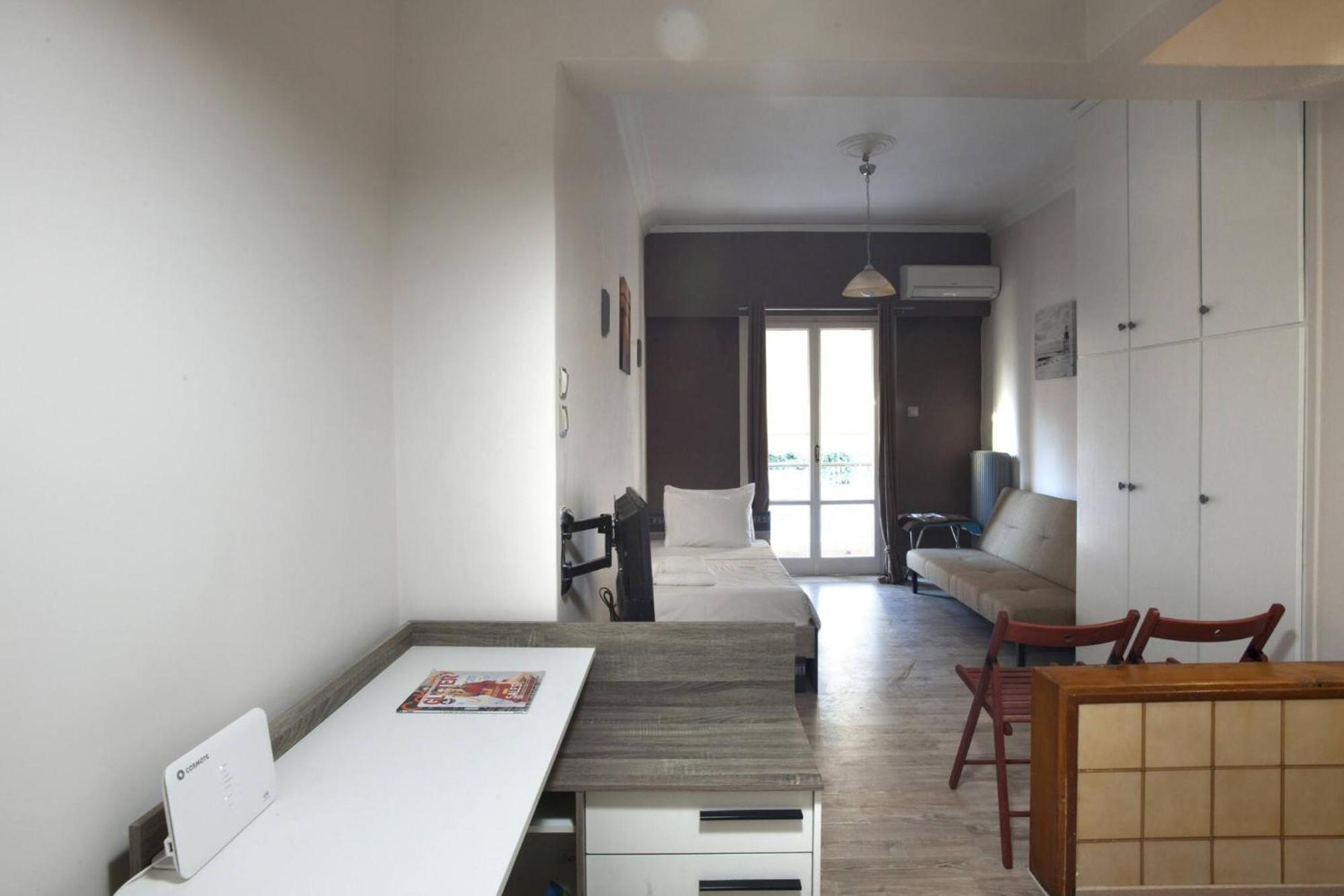 Studio Next To Agios Nikolaos Church Афіни Екстер'єр фото